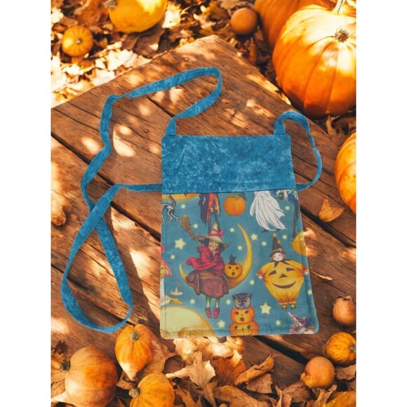 Witchy-Themed Handcrafted Crossbody Bag Zipper Closure Halloween - Picture 7 of 10